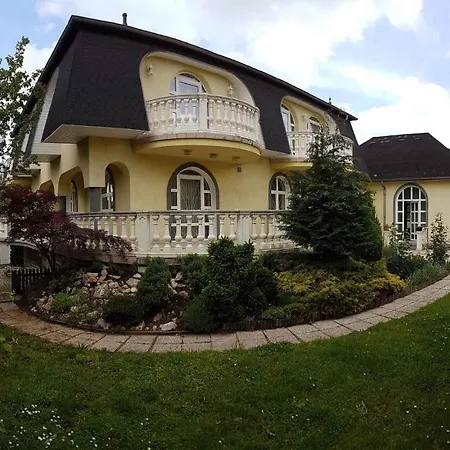In Balaton 37044 * שיופוק